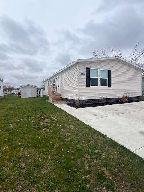 Beautiful 3 bedroom home w/additional living space!! 3275 Cheshire Jackson MI 49201