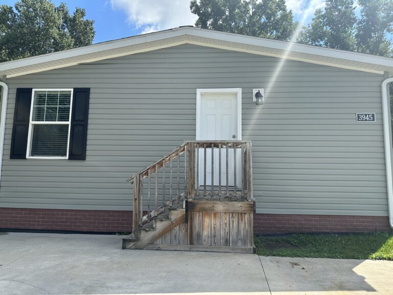 3945 Sherwood Lakes Blvd Jackson MI 49201