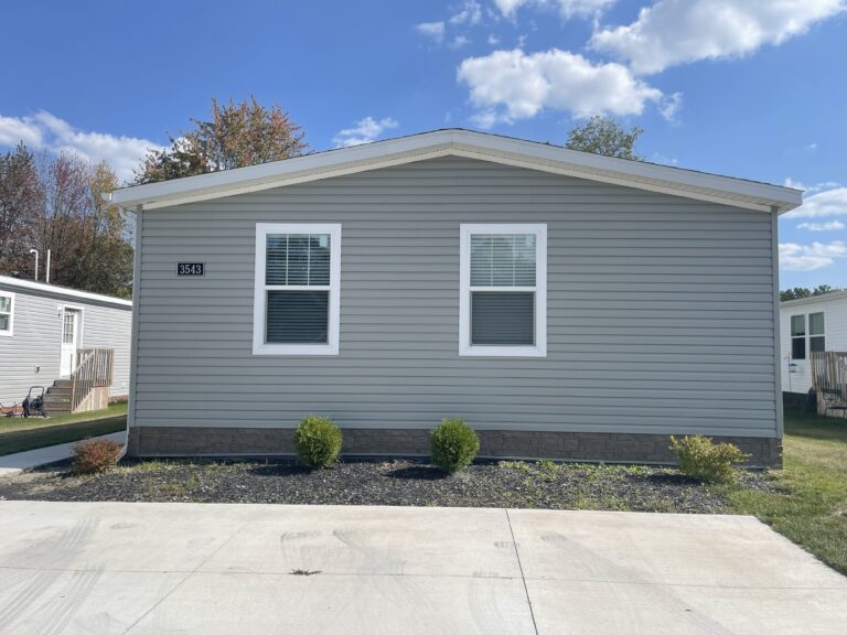3543 Winsford Drive ~ Site 409 Jackson MI 49201