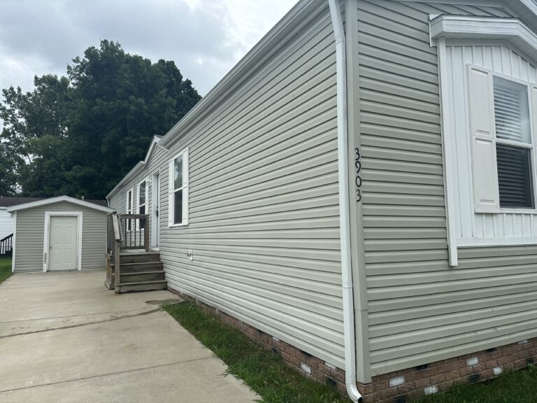 3903 Sycamore Jackson MI 49201