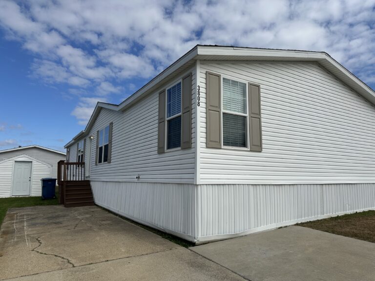 3808 Catalpa Jackson MI 49201