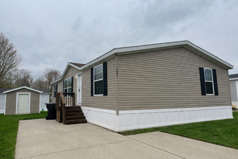 3604 Hawthorn Jackson MI 49201