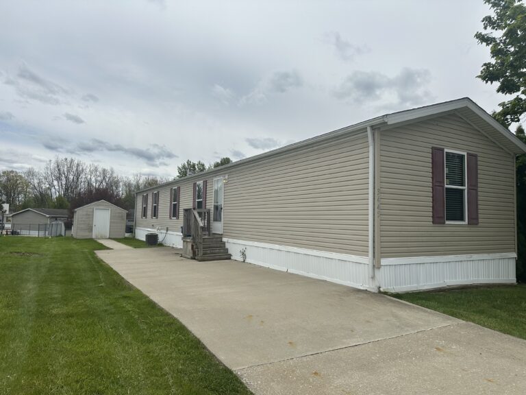 3445 Mulberry Jackson MI 49201