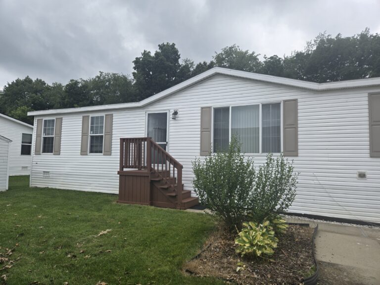 11756 Willow Ridge Court South Lyon MI 48178