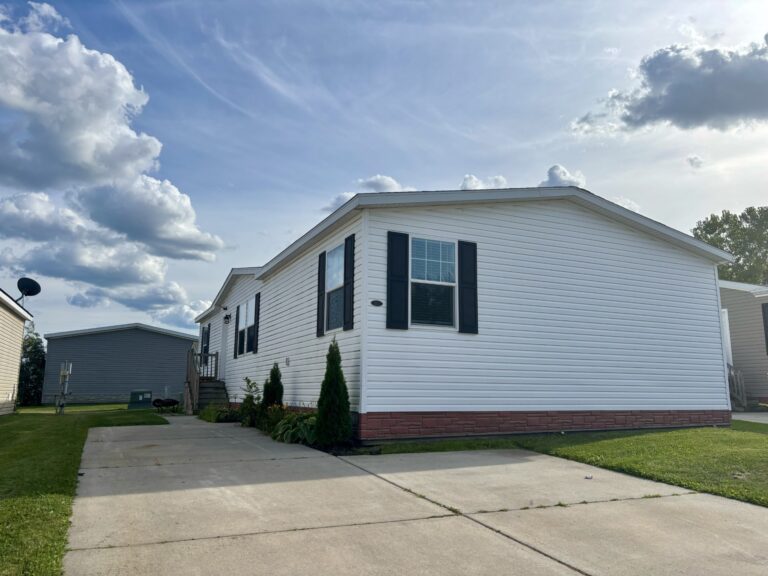 33022 Poplar Court New Haven MI 48048
