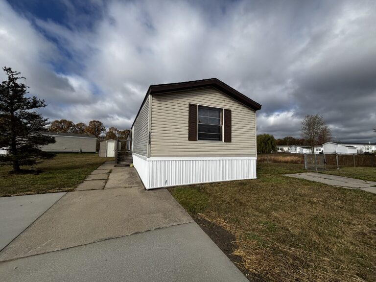 59417 Laine Lane New Haven MI 48048