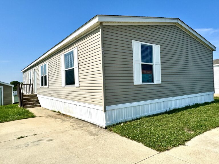 158 Consitution Circle Potterville MI 48876