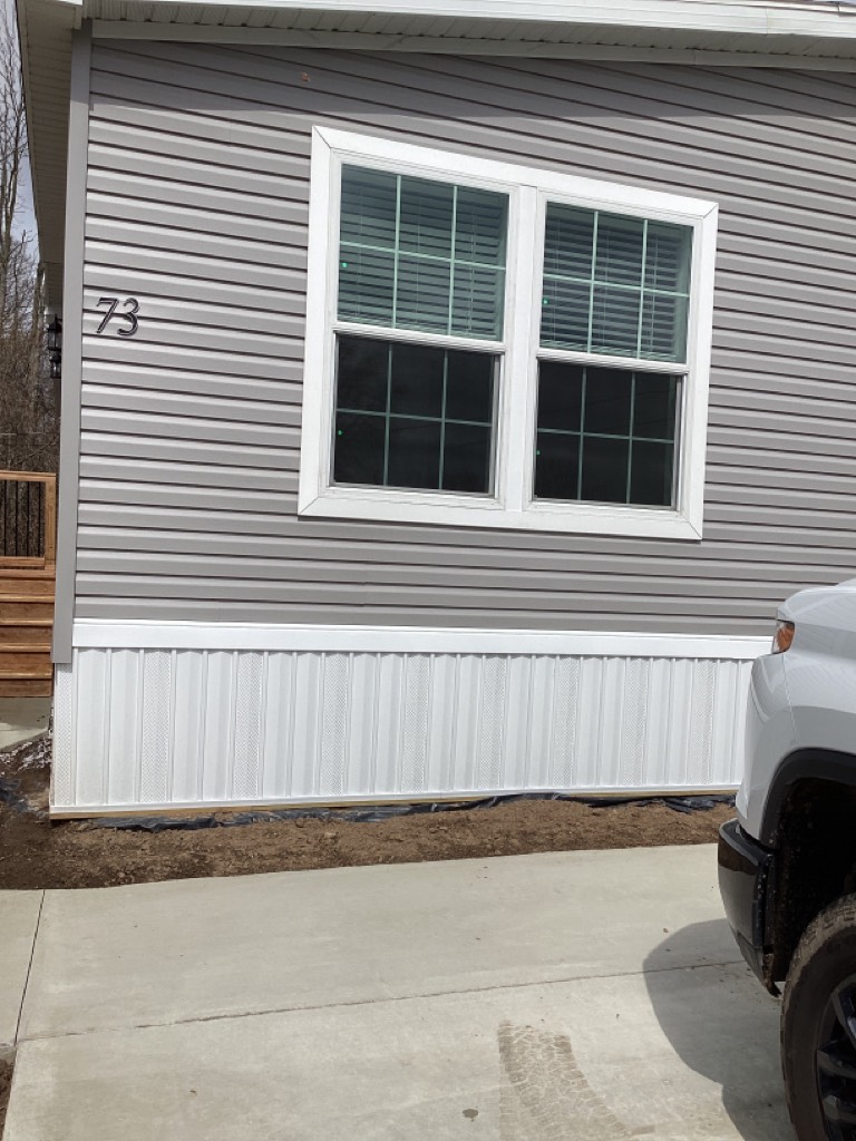 73 Locust Dr Hamlin NY 14464