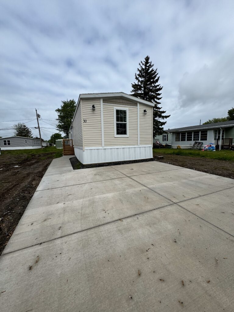 30 Locust Dr Hamlin NY 14464