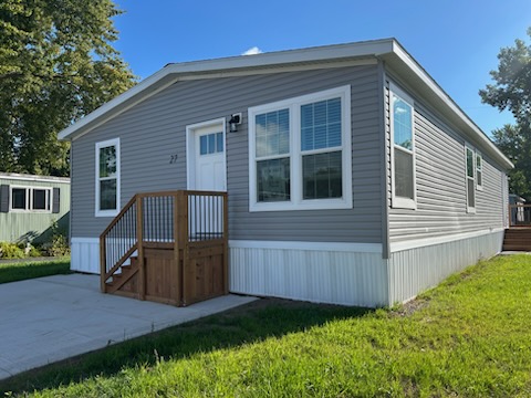 27 Oak Drive Hamlin NY 14464