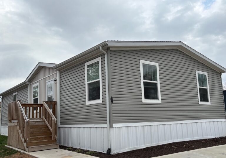 17311 E Us Hway 40, H3 Independence MO 64055