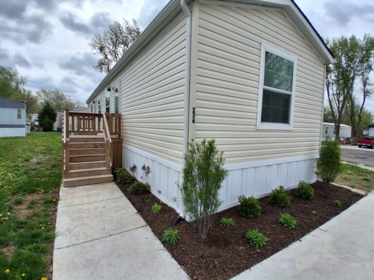 17311 E US Hwy 40 ~ Site I36 Independence MO 64055