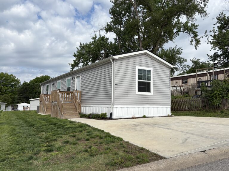 17311 E US Hwy 40 ~ Site A45 Independence MO 64055