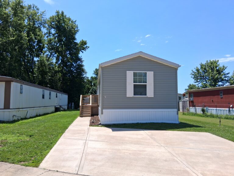 17311 E US Hwy 40 ~ Site G7 Independence MO 64055