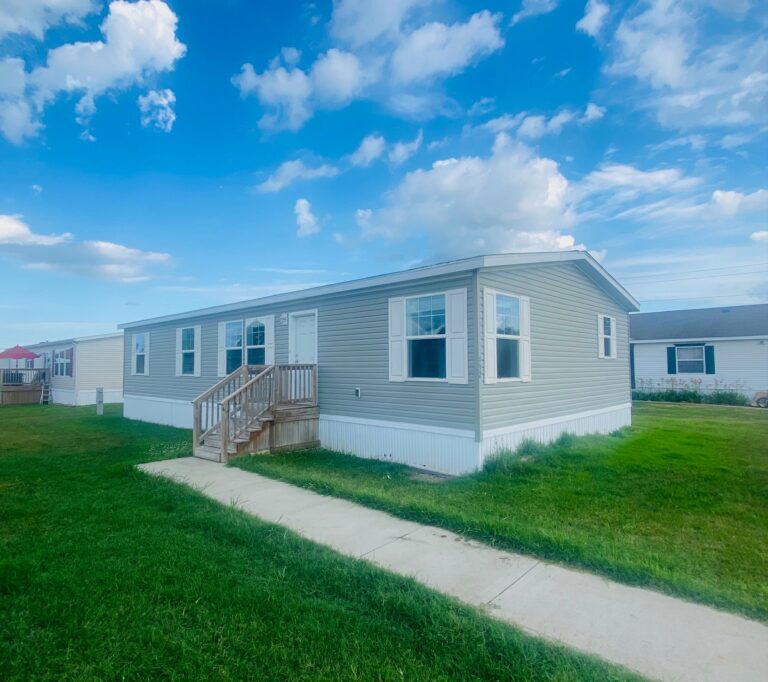 Coming Soon!! Gardner KS 66030