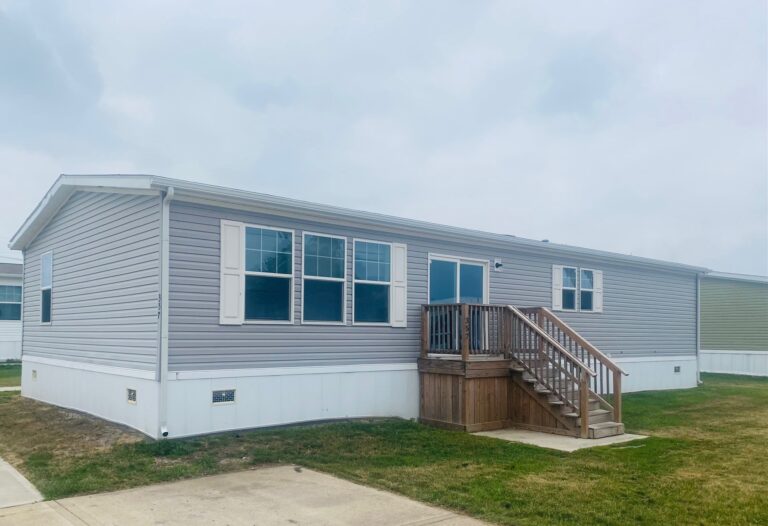 Coming Soon!! Gardner KS 66030