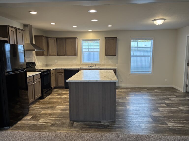 1199 E SANTA FE, Gardner KS 66030