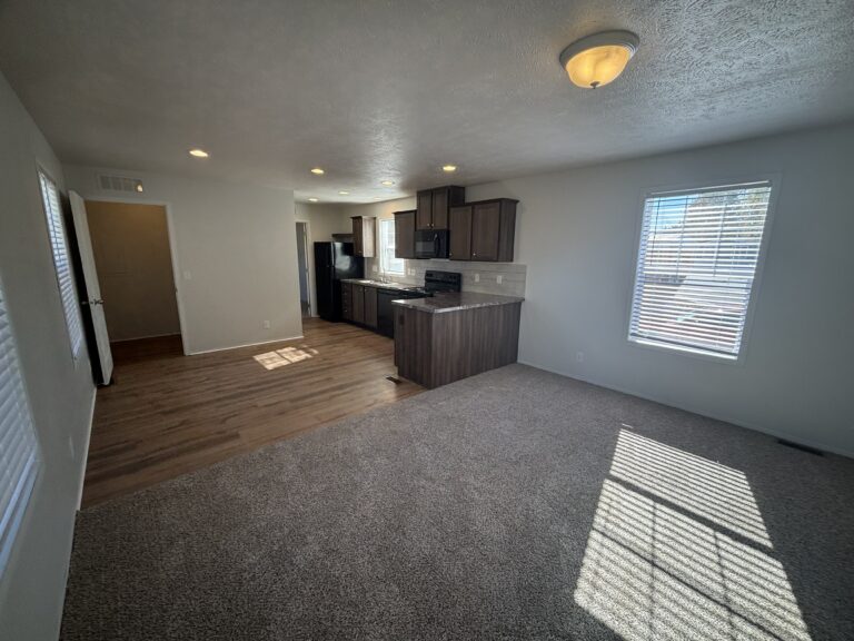 1199 E Santa Fe Gardner KS 66030