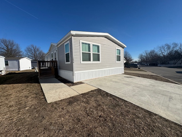 1056 WILDERNESS TRAIL Gardner KS 66030