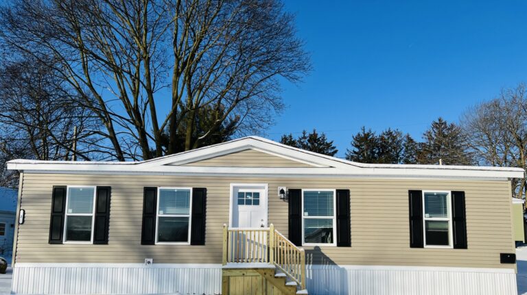 2 Norhill Dr Rochester NY 14625