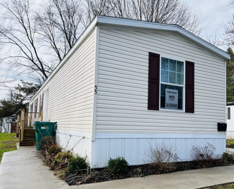 55 Norhill Dr Rochester NY 14625