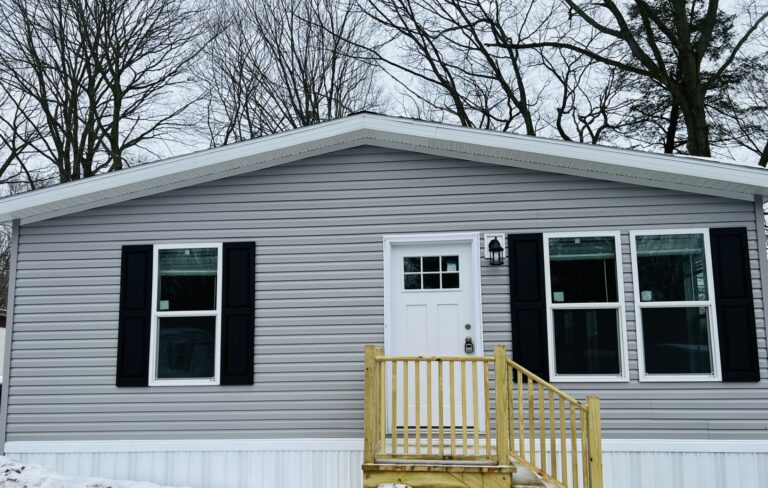 11 Spinet Dr Rochester NY 14625