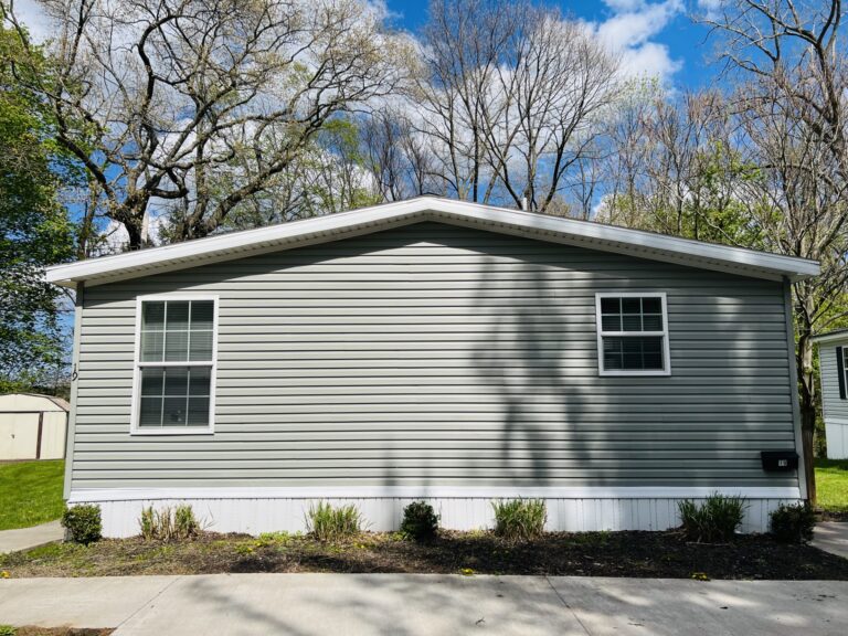 19 Spinet Dr Rochester NY 14625