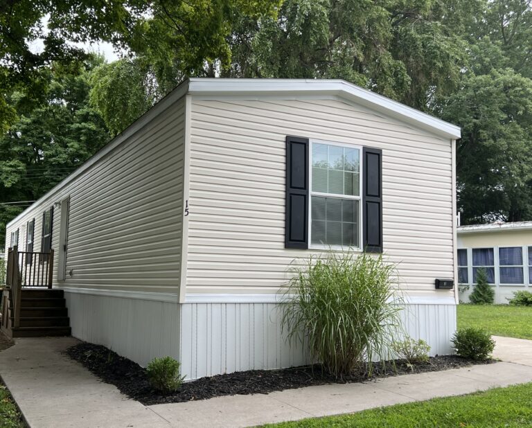 15 Wayside Drive Rochester NY 14625