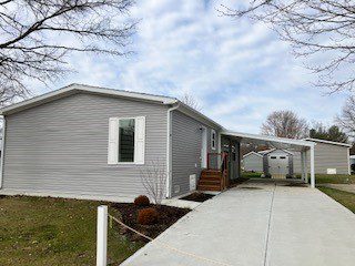 9 Festival Drive Olmsted Township OH 44138