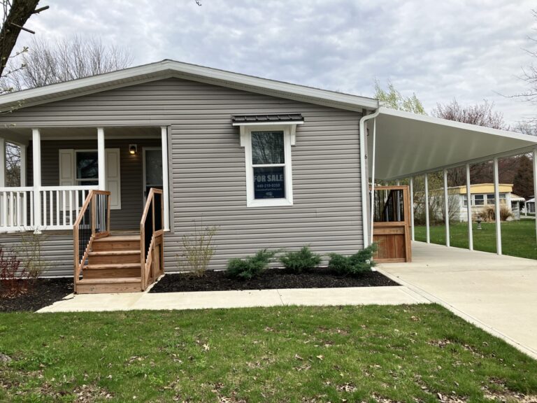 6 Friendship Lane Olmsted Township OH 44138