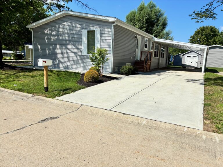 9 Festival Drive Olmsted Township OH 44138
