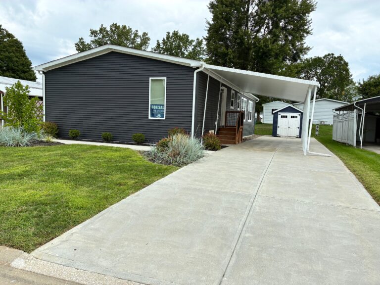 13 Blossom Lane Olmsted Township OH 44138